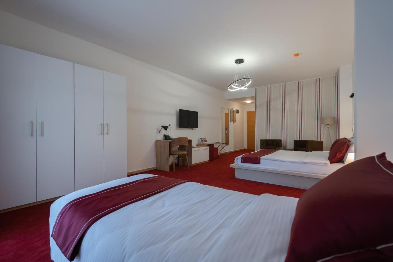 Austrian Palace Hotel Skopje Extérieur photo
